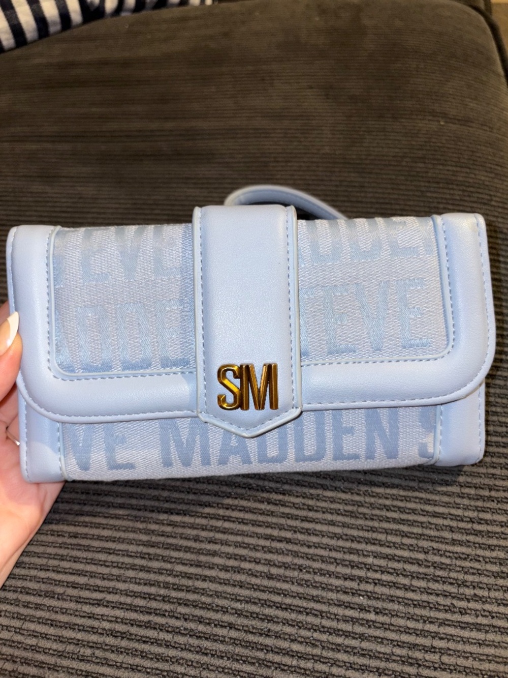 Steve Madden wristlet